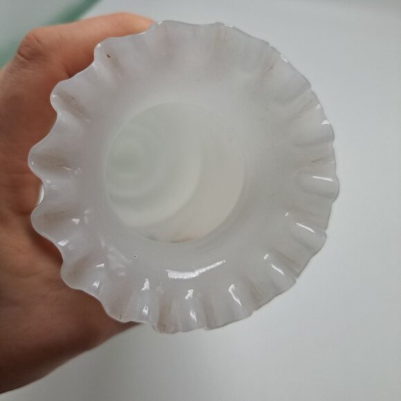 Vintage Hand-Painted Bristol Glass Vase With Ruffled Top & Floral Design - Picture 11 of 12